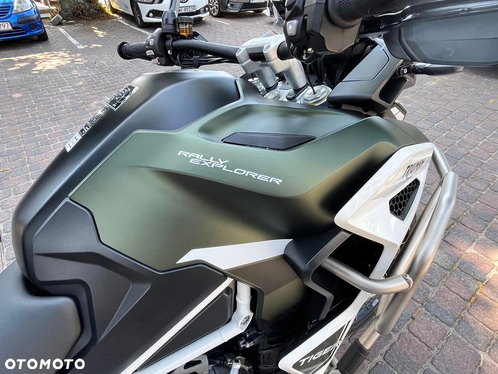 Triumph Tiger - 9