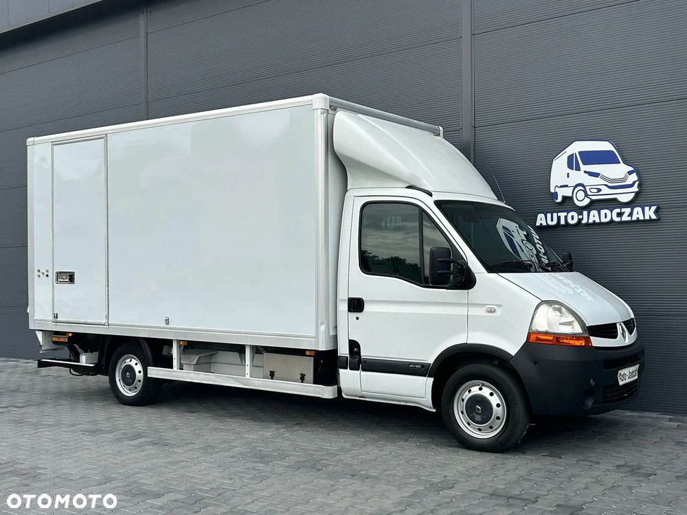 Renault Master 2.5 DCI 120KM Kontener 8 palet + winda 750kg + drzwi boczne **KLIMA**2010R**Niski przebieg** - 2