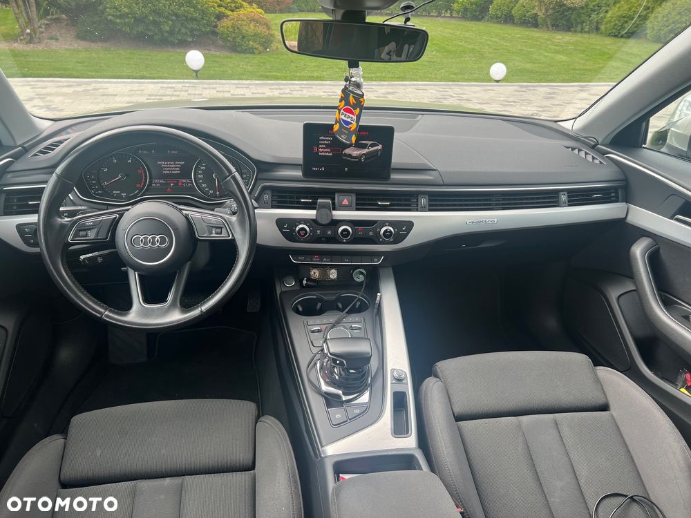 Audi A4 Limousine 2.0 TDI S tronic quattro - 11