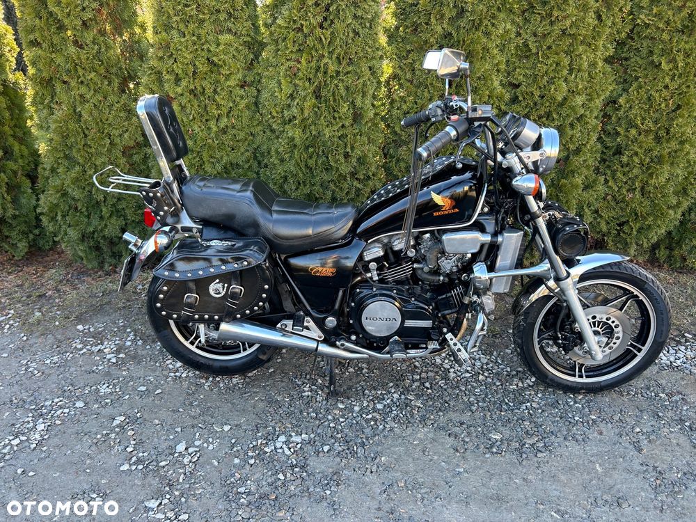 Honda VF - 3