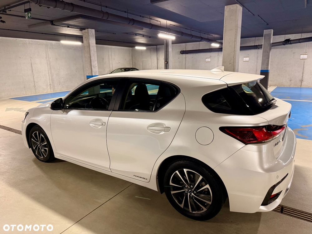 Lexus CT 200h Elegance - 3