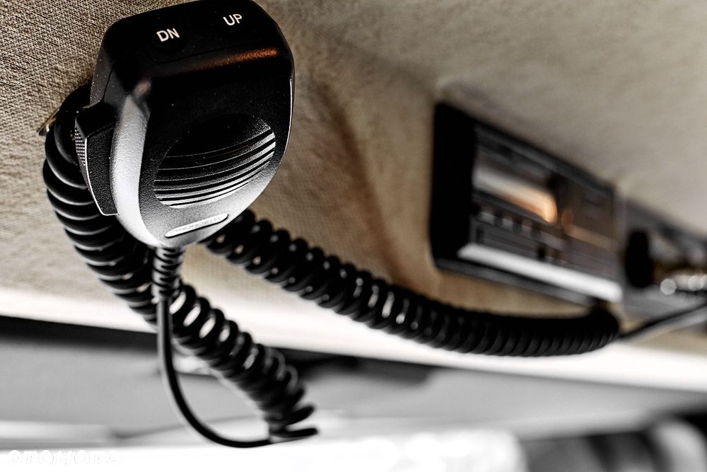 Mercedes-Benz ACTROS - 9