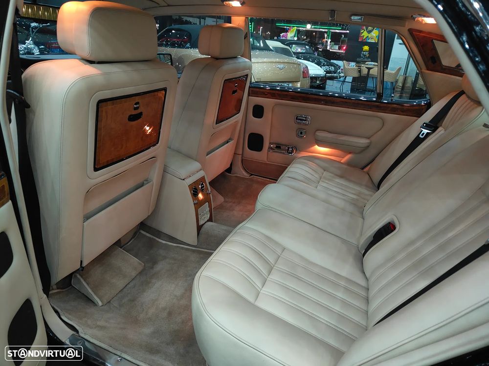 Rolls Royce Silver Spur - 21