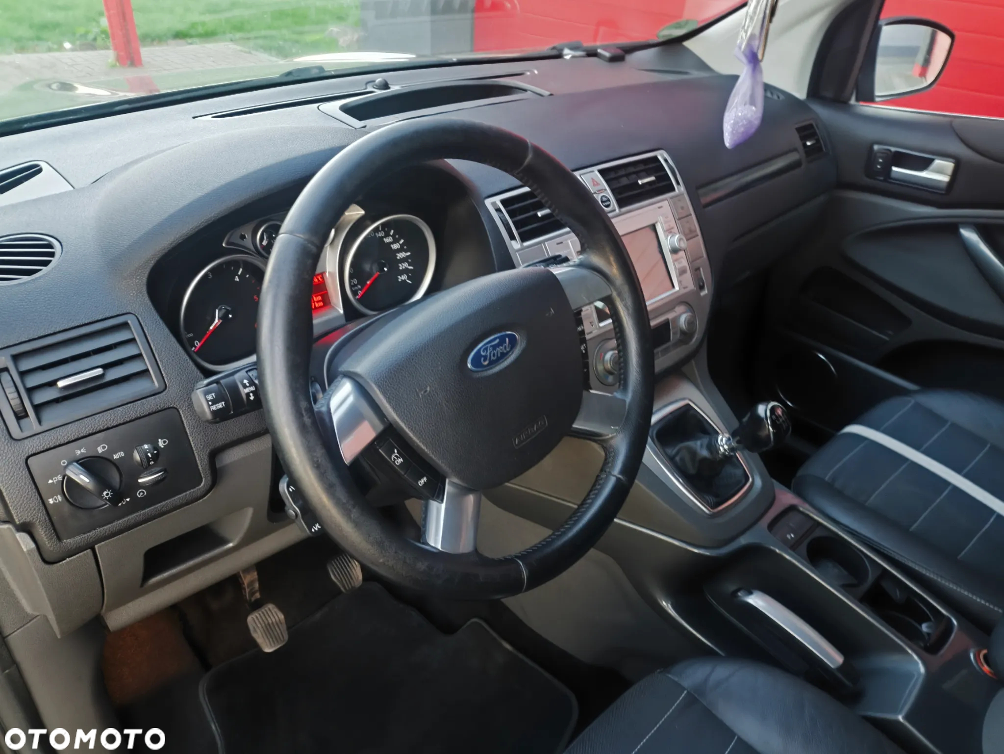 Ford Kuga 2.0 TDCi 4WD Titanium - 7