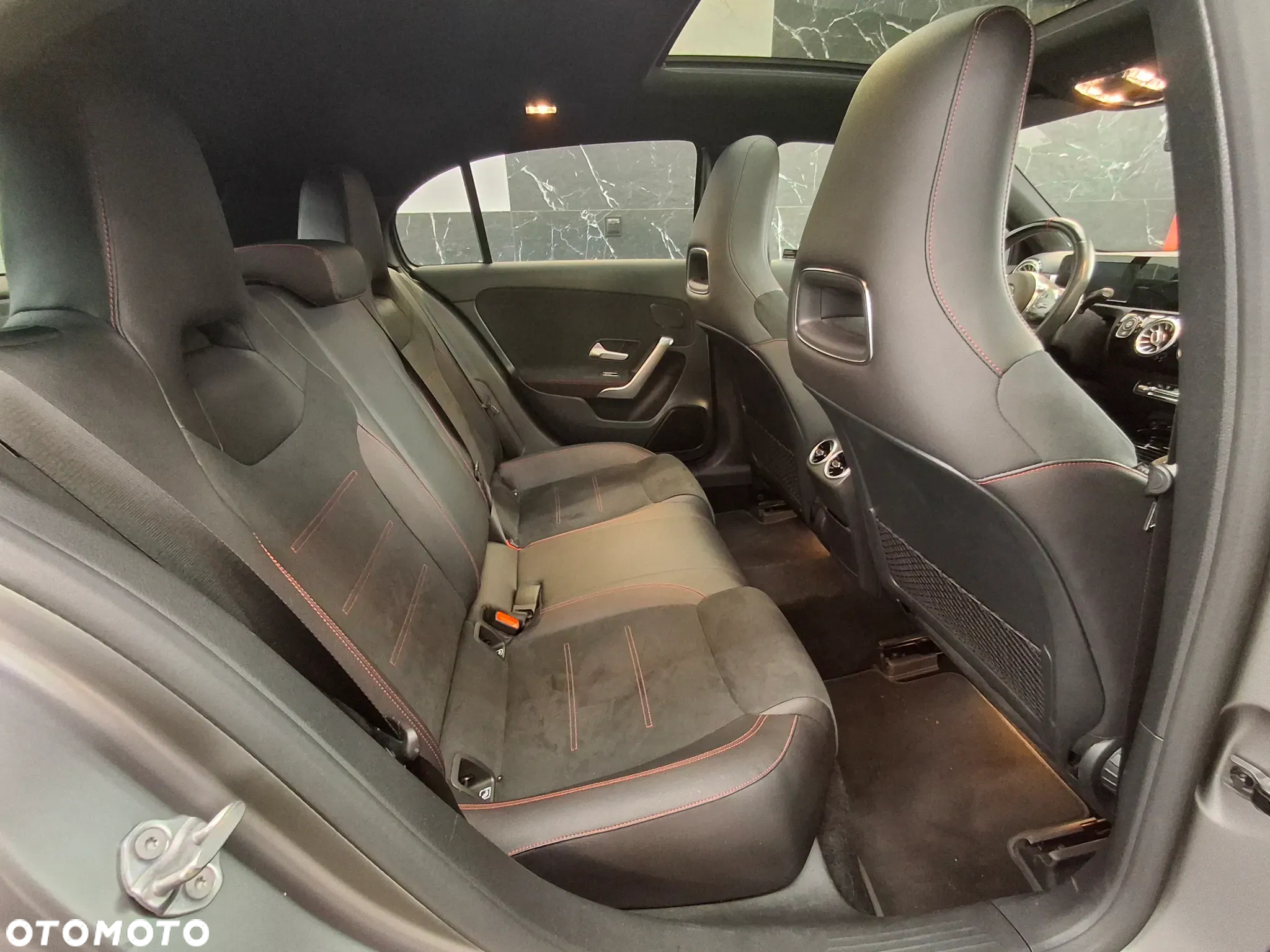 Mercedes-Benz Klasa A 35 AMG 4-Matic 7G-DCT - 17