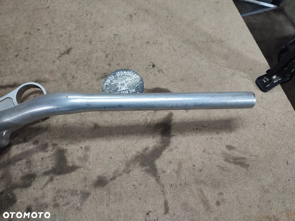 Półka górna, kierownica, risery ABM Yamaha R6 - 8