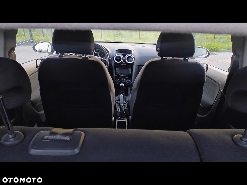 Opel Corsa 1.3 CDTI DPF - 11