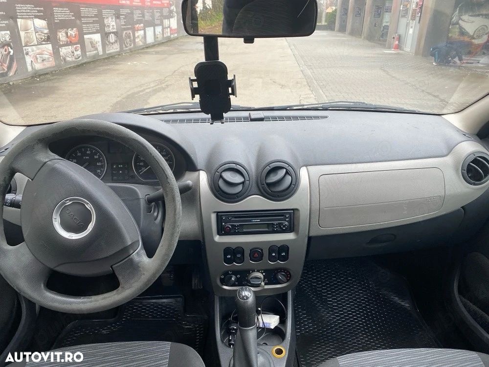 Dacia Logan 1.6 MPI Preference - 4