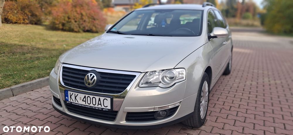 Volkswagen Passat 2009 photo 2