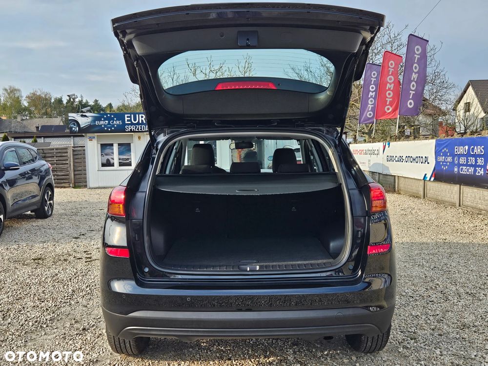 Hyundai Tucson 1.6 GDI BlueDrive Style 2WD - 16