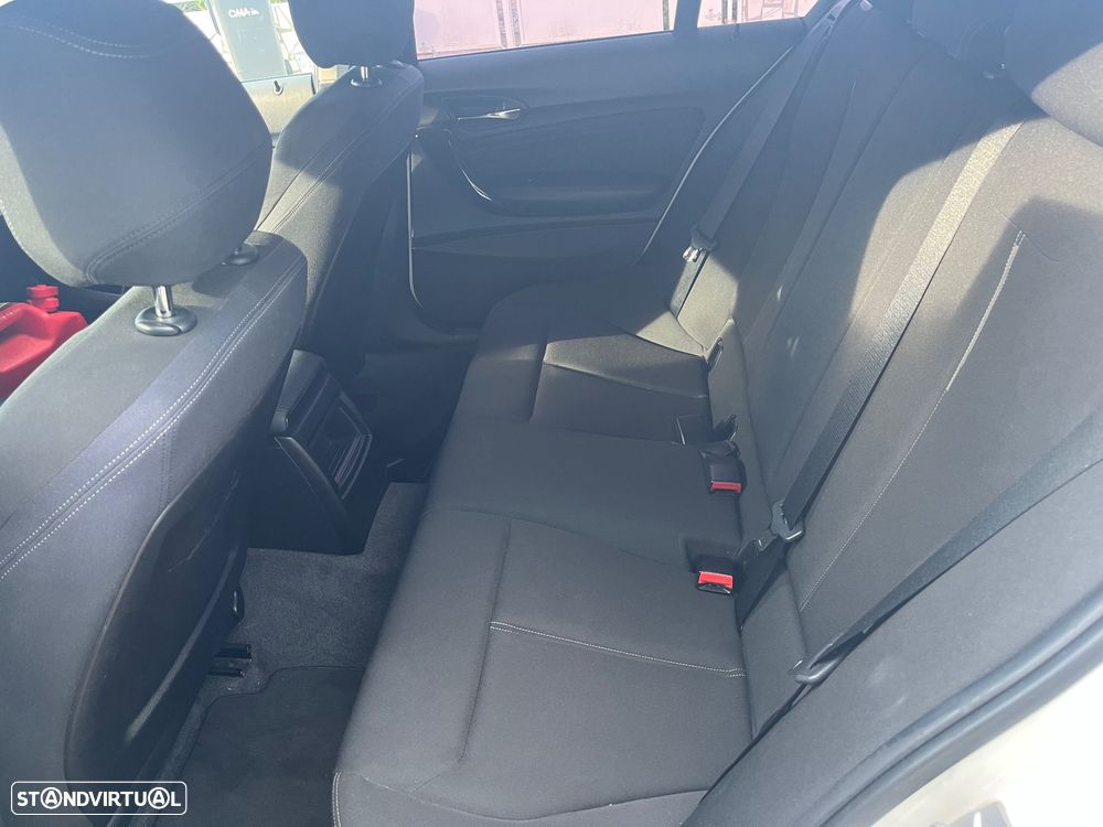 BMW 116 d EDynamics Line Sport - 10