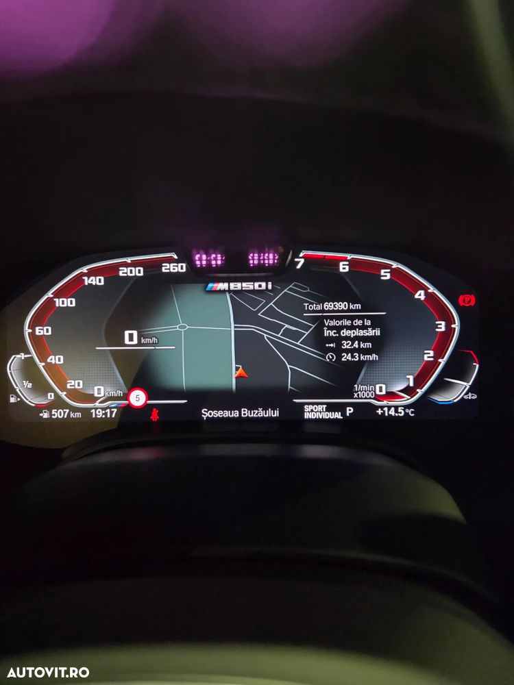 BMW M8 M850i xDrive AT - 20
