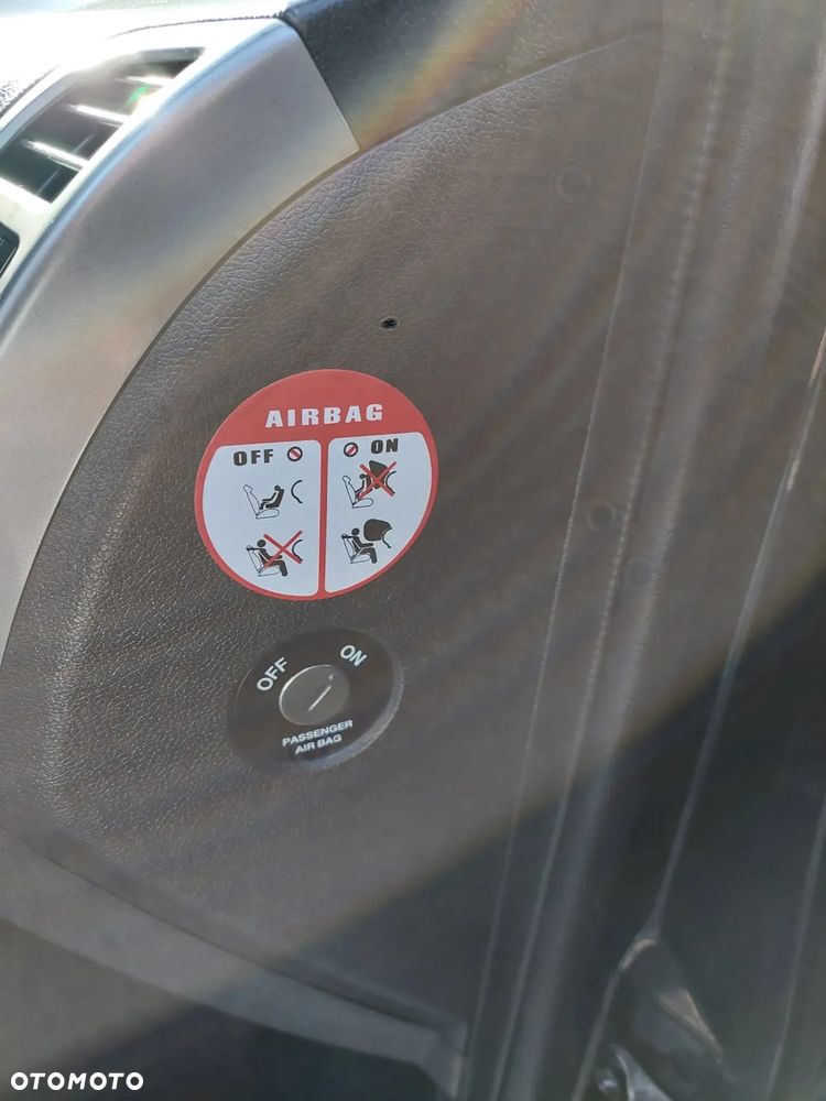 Hyundai i20 1.25 Wersja Jubileuszowa - 27