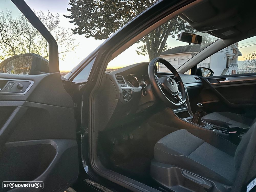 VW Golf 1.6 BlueTDI Trendline - 14