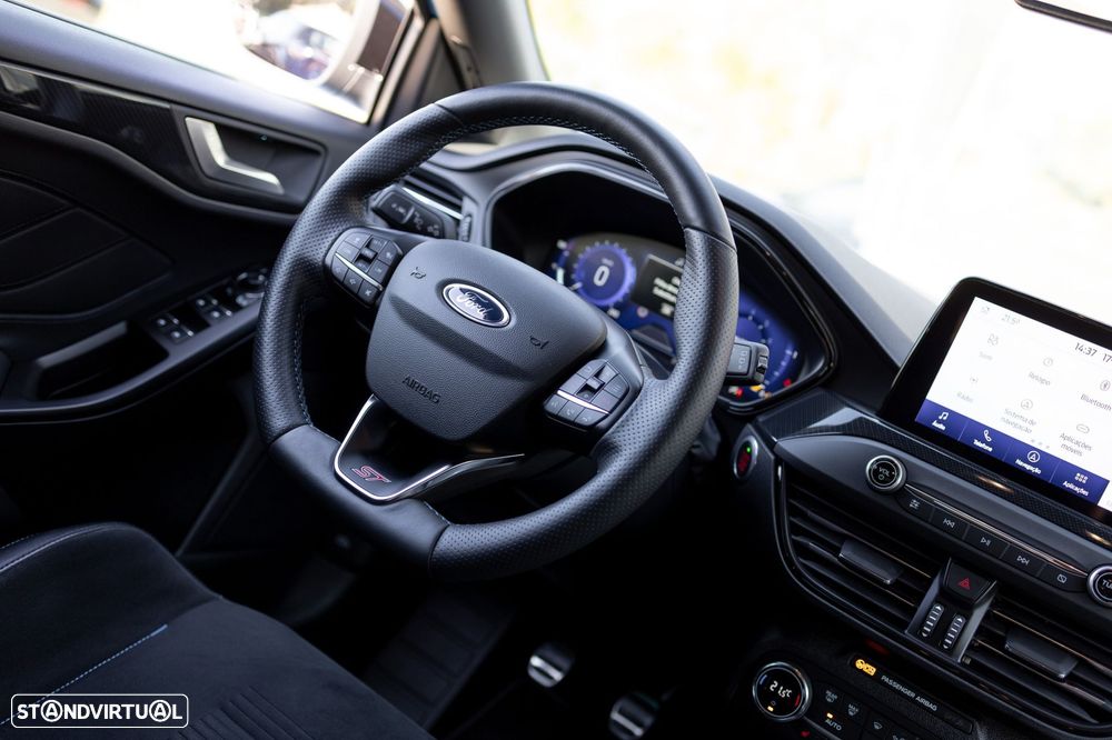 Ford Focus 2.3 EcoBoost S&S ST - 10