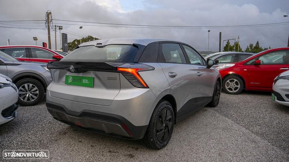 MG MG4 51 kWh Standard - 17