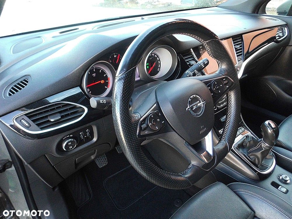 Opel Astra 1.4 Turbo Start/Stop Business - 8