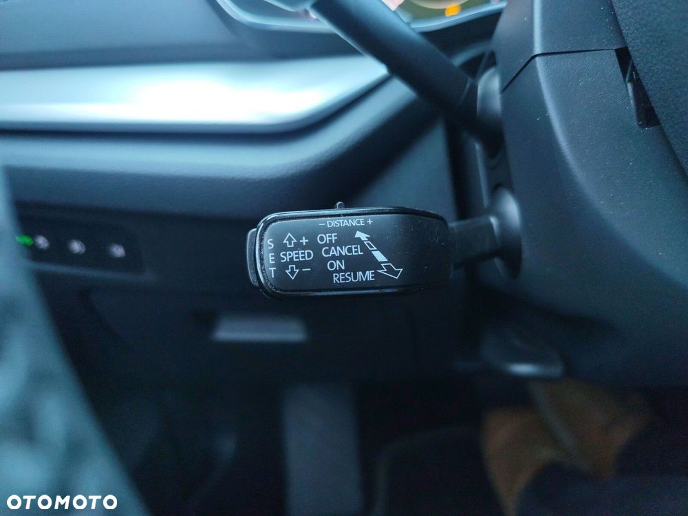 Skoda Octavia 2.0 TDI Ambition DSG - 22