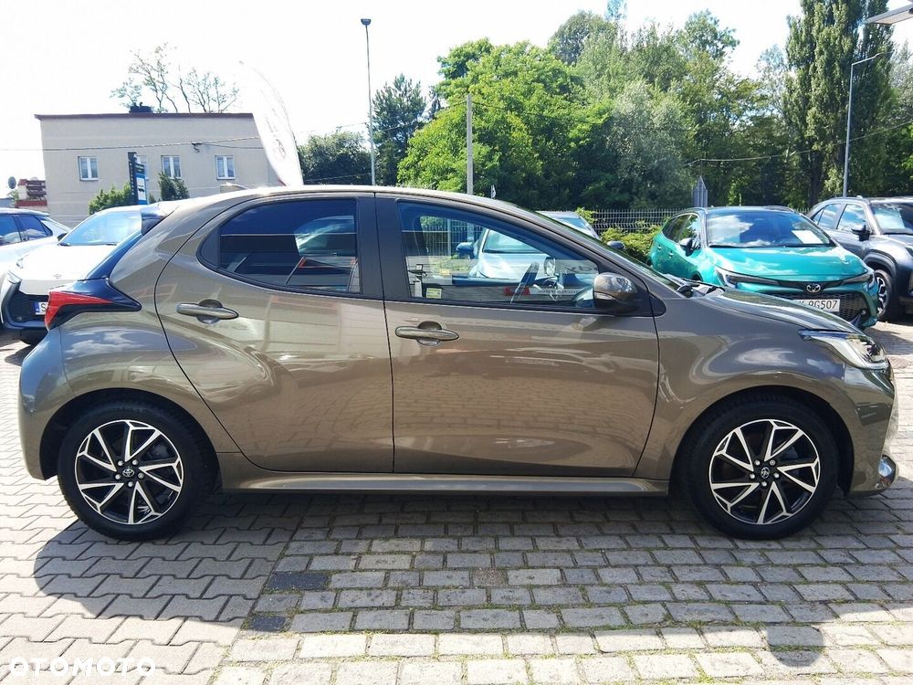 Toyota Yaris Hybrid 1.5 Comfort - 17