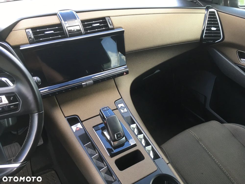 DS Automobiles DS 7 Crossback 1.6 PureTech So Chic - 16
