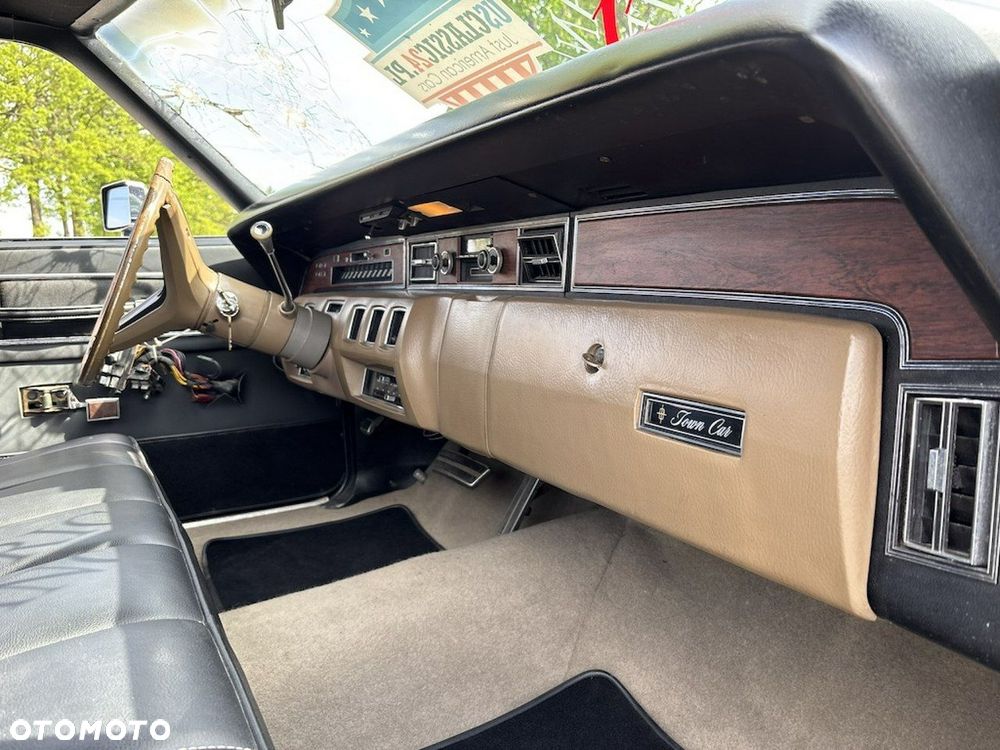 Lincoln Continental - 24