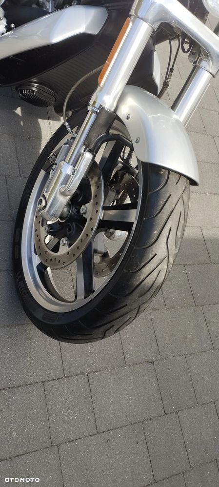 Harley-Davidson V-Rod Muscle - 18