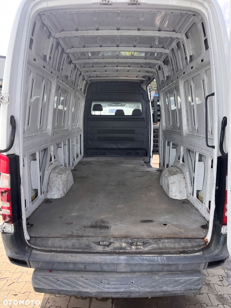 Mercedes-Benz 2szt. Sprinter 319 - 18