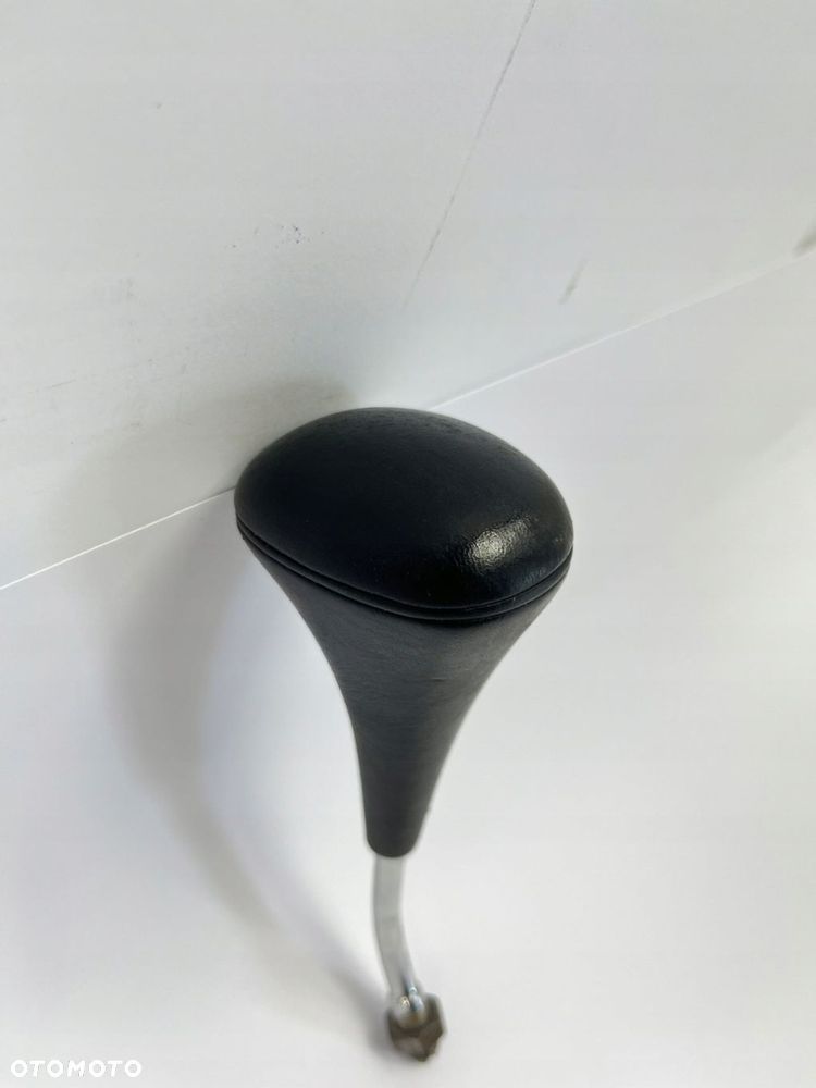 GAŁKA ZMIANY BIEGÓW LEWAREK MERCEDES W124 W201 190 SKÓRA AUTOMAT - 14