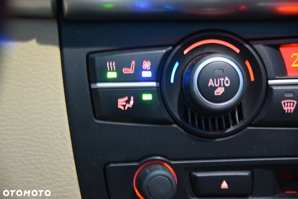 BMW X5 xDrive35d - 32