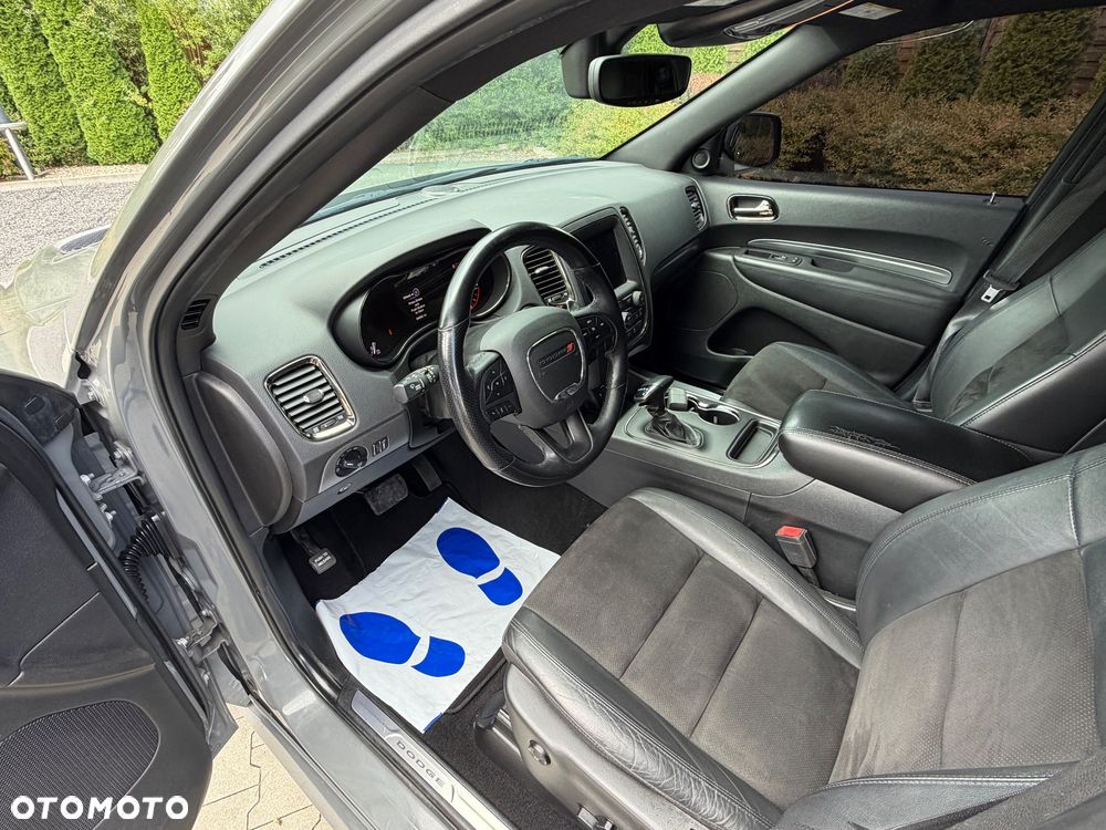 Dodge Durango 5.7 R/T - 12