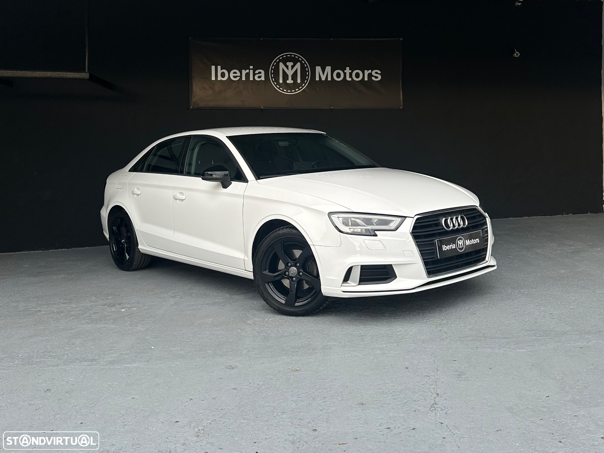 Audi A3 Limousine 30 TFSI Design - 4