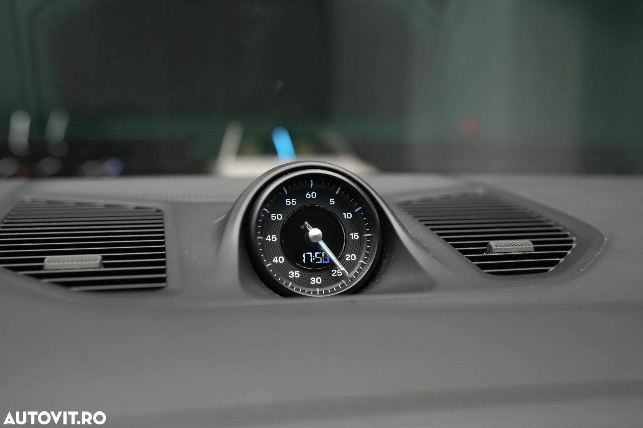 Porsche Cayenne S - 22