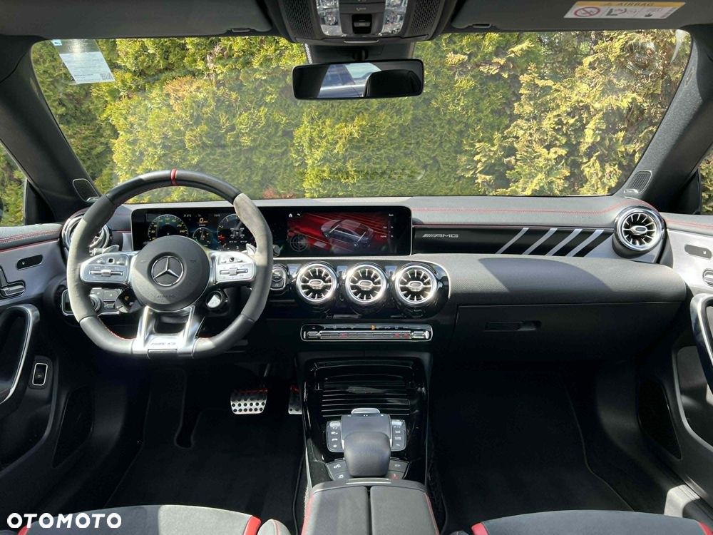 Mercedes-Benz CLA - 14