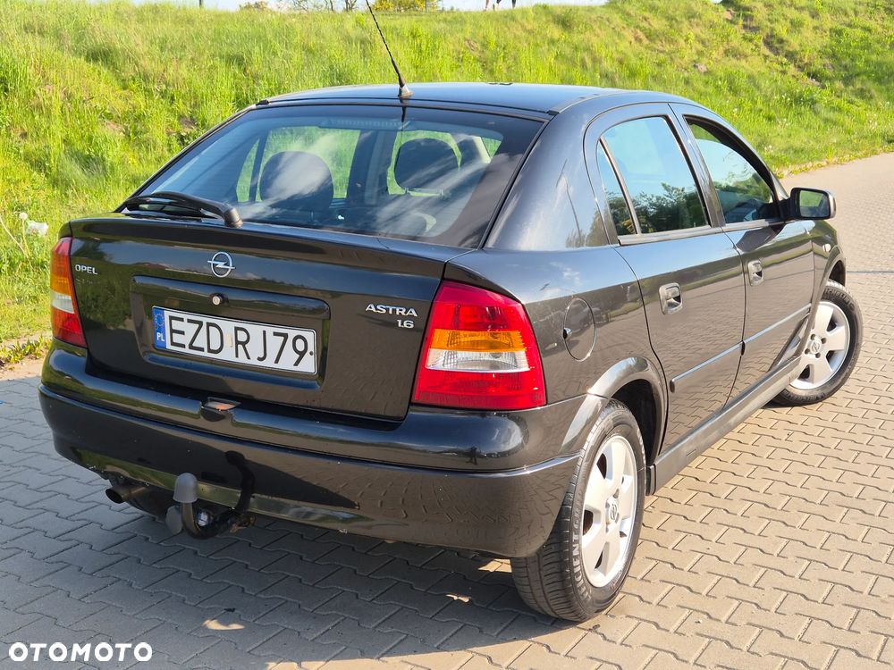 Opel Astra 1.6 Comfort / Cool - 9