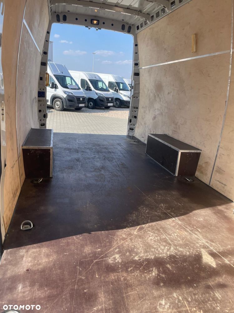 Iveco 35S18 Automat Hak Kamera Ledy Furgon 16m3 - 16