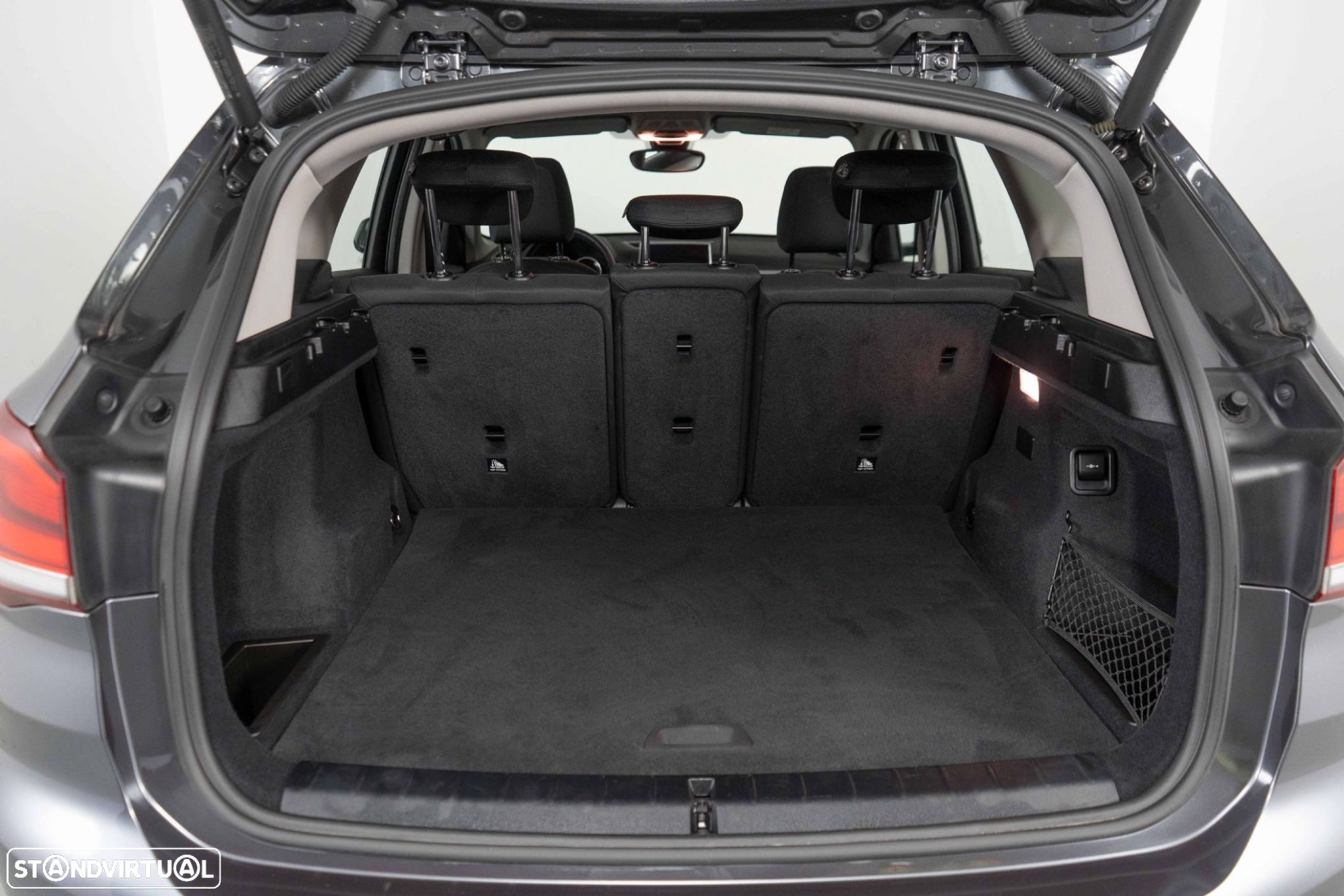BMW X1 25 e xDrive Corporate Edition - 13