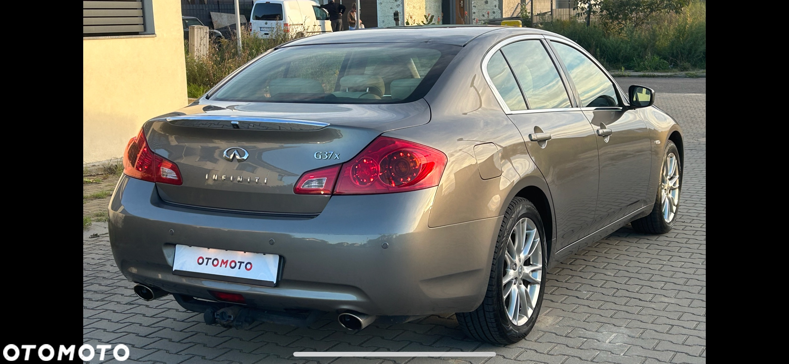 Infiniti G G37 AWD - 8