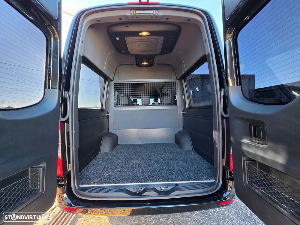 Mercedes-Benz Sprinter 315 CDI/43 Luxo (2+2+2+3) - 7