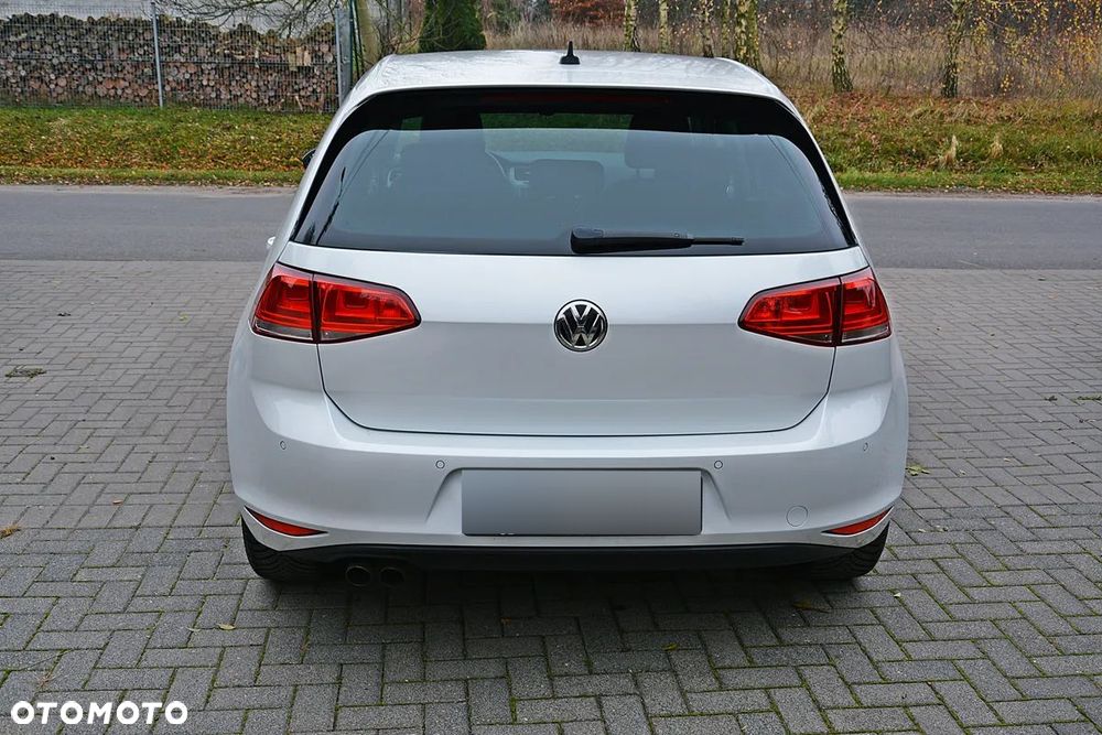Volkswagen Golf - 14