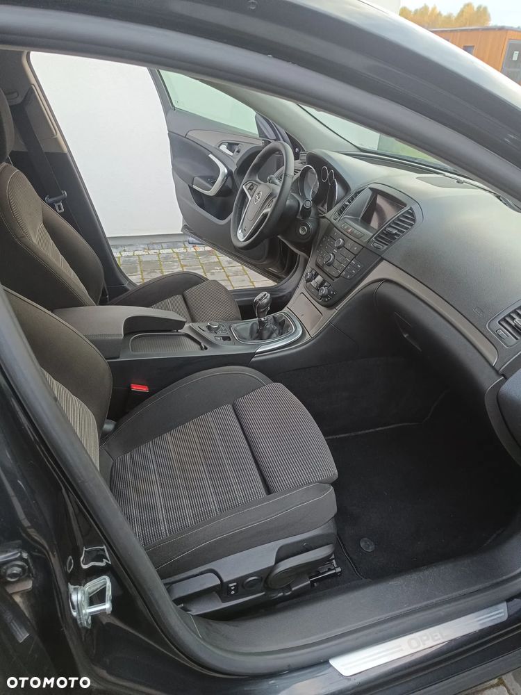 Opel Insignia - 24