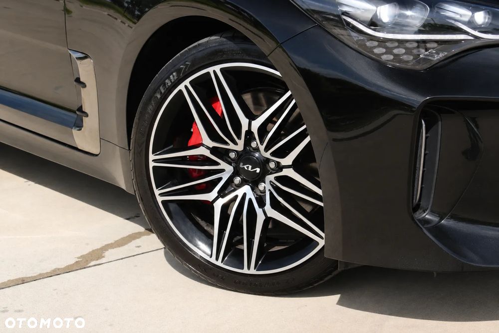 Kia Stinger 3.3 T-GDI AWD OPF GT - 10