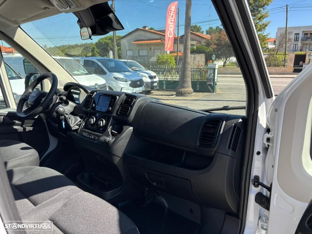 Fiat Ducato 35L 2.2 (180cv) COM PLATAFORMA - 27
