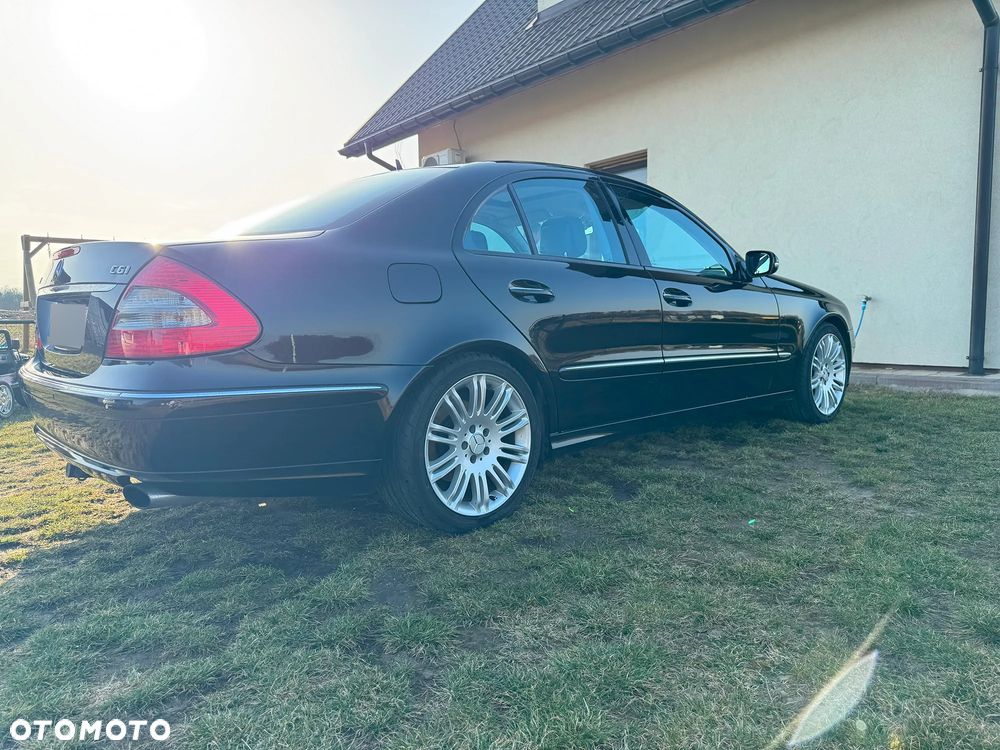 Mercedes-Benz Klasa E 350 CGI 7G-TRONIC Avantgarde - 21