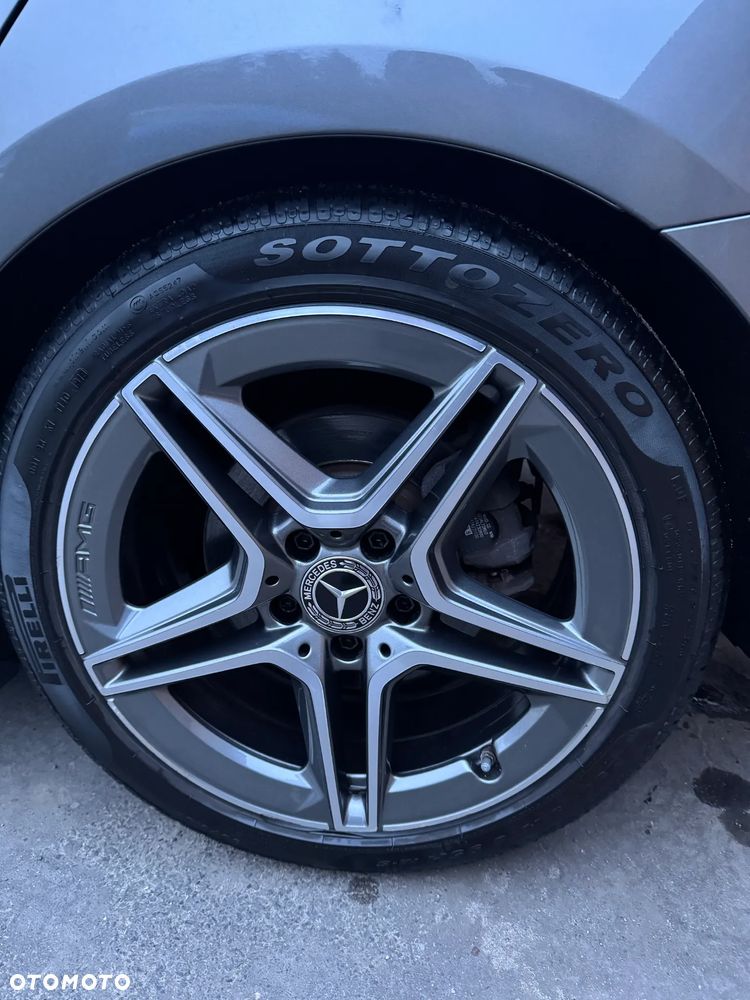 Mercedes-Benz Klasa A 220 4Matic 7G-DCT AMG Line - 36