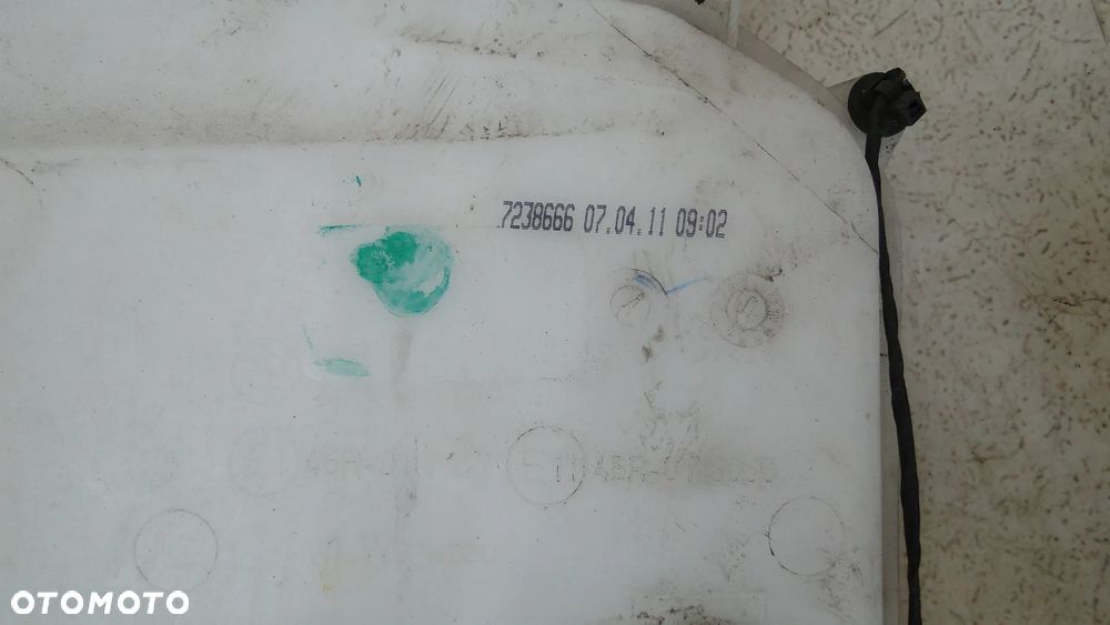 BMW 1 E87 E88 E81 E82 ZBIORNIK ZBIORNICZEK SPRYSKIWACZY POMPKI EUROPA - 4
