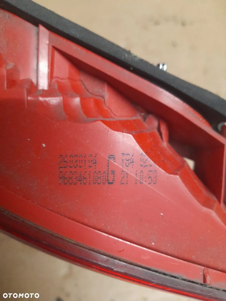 Peugeot 3008 I LAMPA KLAPY LEWA TYŁ 9683460980 - 4