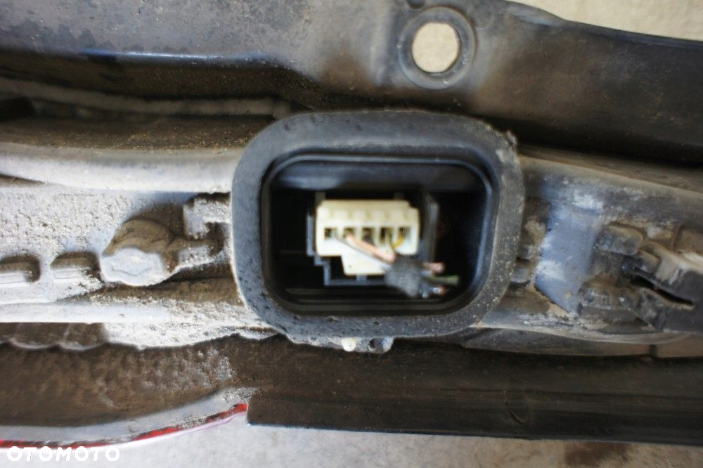 FIAT PANDA LAMPA LEWY TYŁ - 4