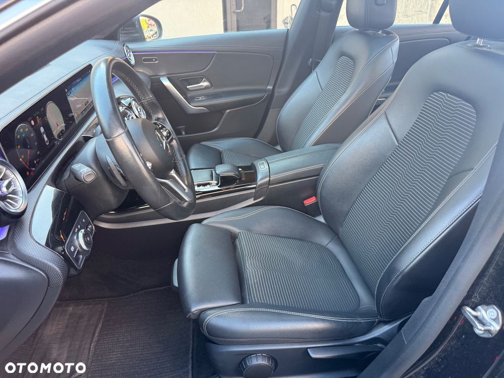 Mercedes-Benz CLA - 18