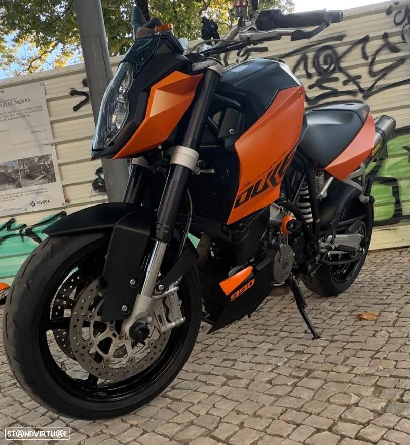 KTM Superduke 990 Orange - 2