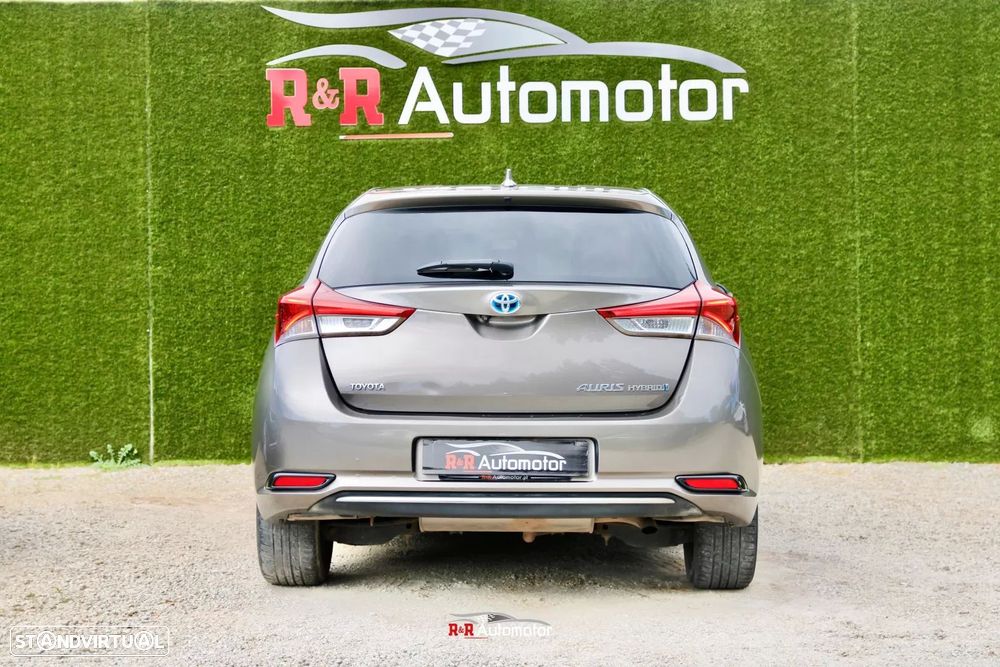 Toyota Auris 1.8 HSD Comfort+J17+Navi - 8